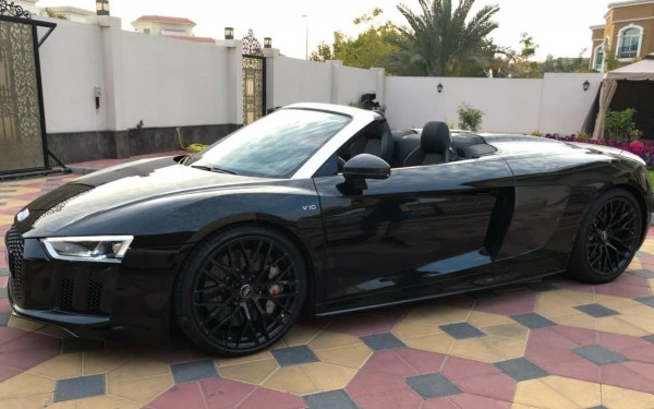 Audi R8 Black Edition