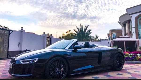  Black Audi R8 Black Edition Photo 2