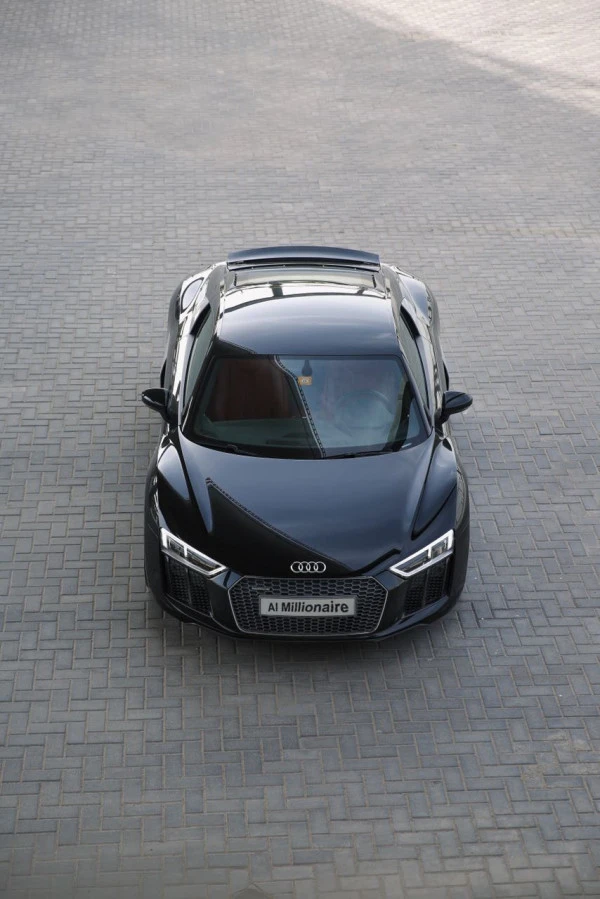  Black Audi R8 V10 Photo 2