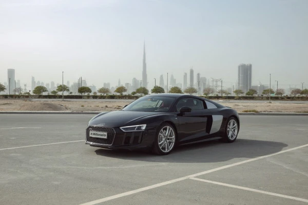  Black Audi R8 V10 Photo 3