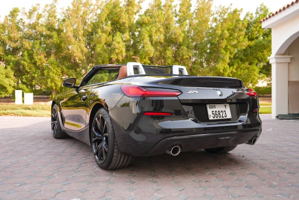  Black BMW Z4 Photo 5