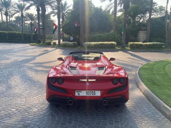  Red Ferrari F8 Spider Photo 4