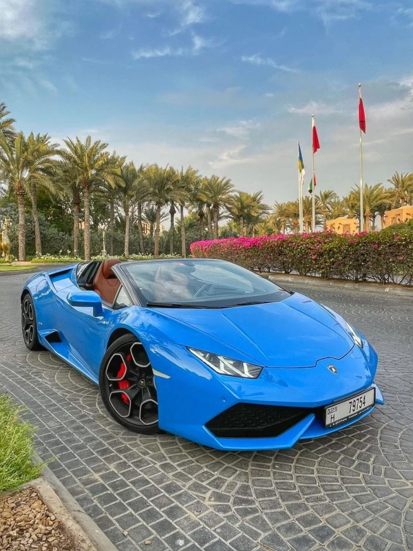  Blue Lamborghini Huracan Spyder Photo 5