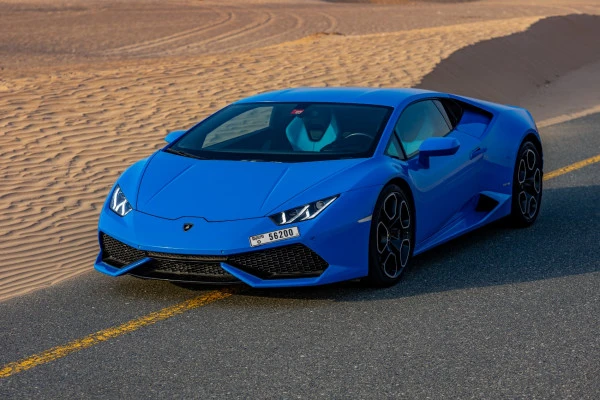  Blue Lamborghini Huracan Photo 2