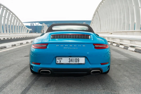  Blue Porsche 911 Carrera cabrio Photo 2