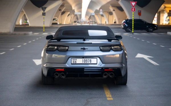  Grey Chevrolet Camaro V8 SS Photo 3