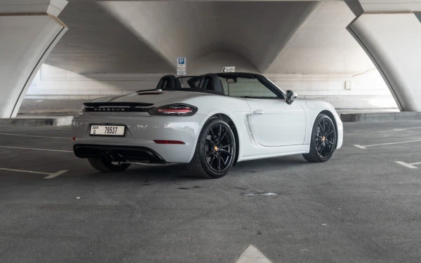  Grey Porsche Boxster 718 Photo 4