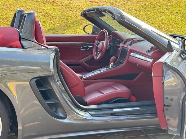  Grey Porsche Boxster Photo 4