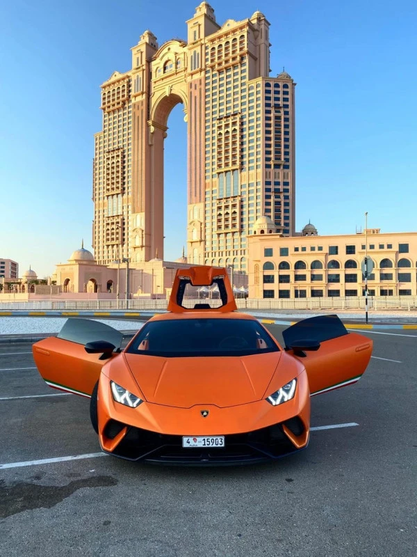  Orange Lamborghini Huracan Performante Photo 5