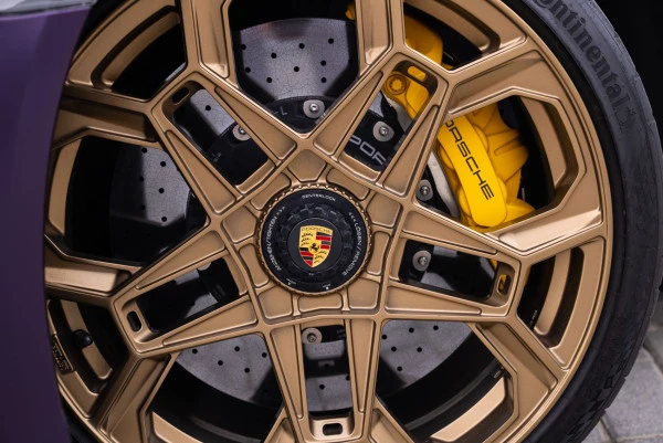  Purple Porsche 911 Turbo S Photo 17