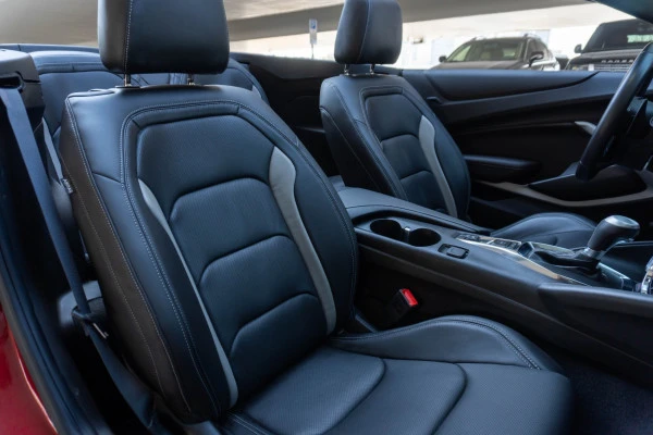  Red Chevrolet Camaro convertible V6 RS Photo 7