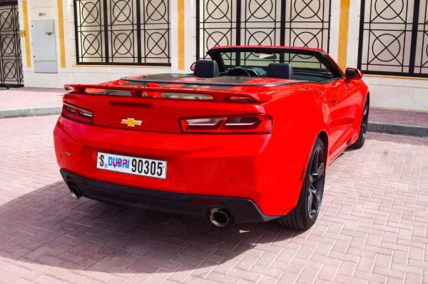  Red Chevrolet Camaro cabrio Photo 5