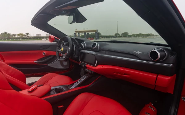  Red Ferrari Portofino Rosso RED ROOF Photo 9