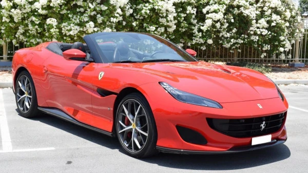  Red Ferrari Portofino Photo 4