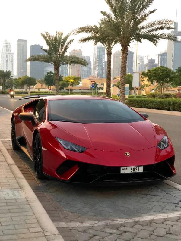  Red Lamborghini Huracan Performante Photo 3