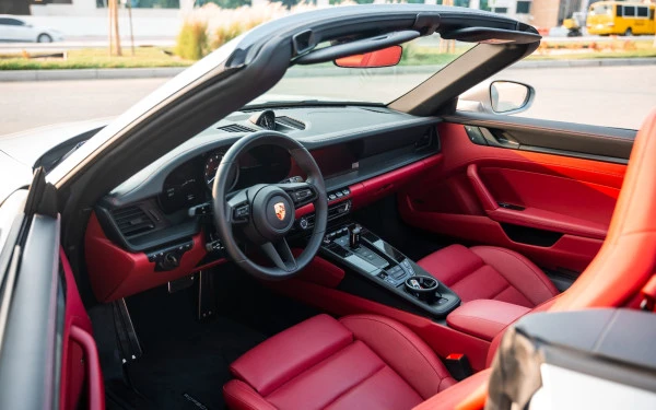  Silver Porsche 911 Carrera GTS Photo 11