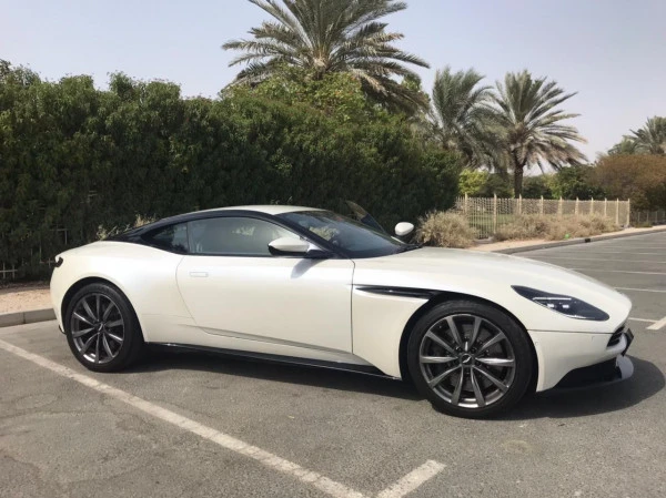  White Aston Martin DB11 Photo 4