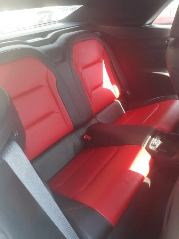  White Chevrolet Camaro Photo 7