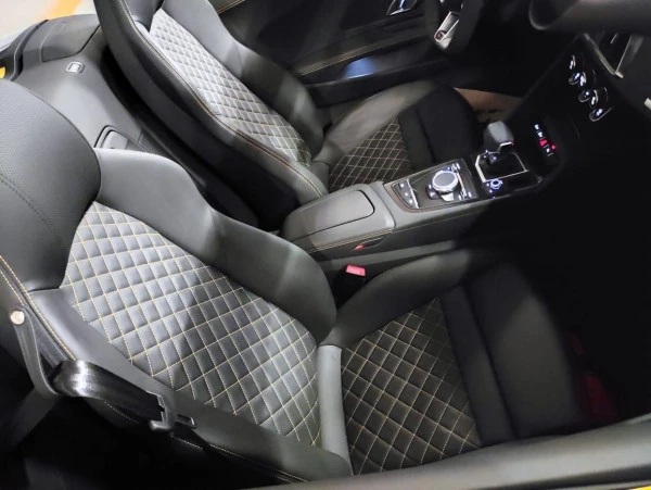  Yellow Audi R8- V10 SPYDER Photo 2