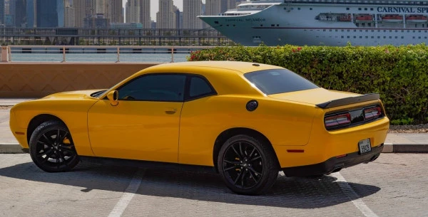  Yellow Dodge Challenger Photo 2